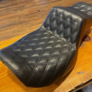 le pera tailwhip daddy long legs seat for 2023 2025 harley touring road glid