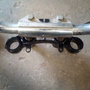 nk model, xlch 2 piece handlebars 52a bottom tree looks to be oem white harley davidson waffle grips, and ball bearing neck cups are included